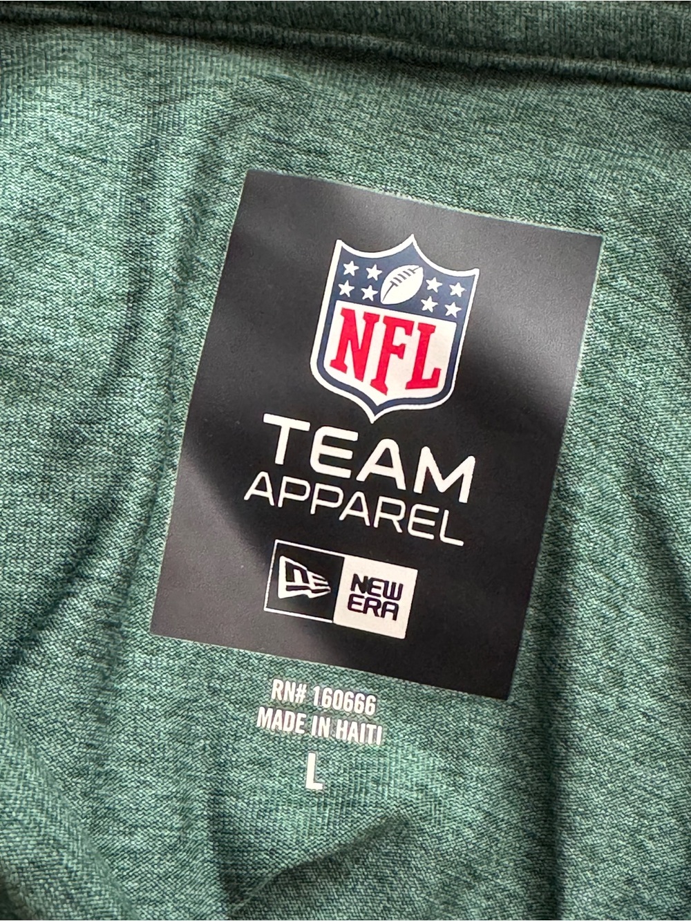 Green Bay Packers short-sleeve hoodie T-shirt manufactured by New Era Large - Picture 4 of 8